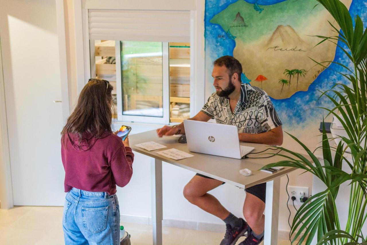 Duque Nest Hostel Costa Adeje  Kültér fotó