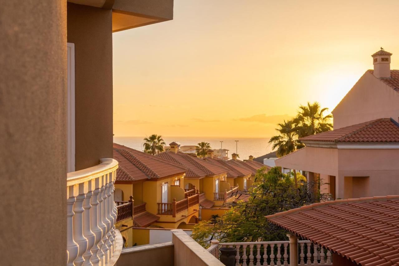 Duque Nest Hostel Costa Adeje  Kültér fotó